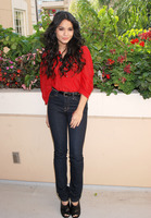 Vanessa Hudgens Sweatshirt #2269652