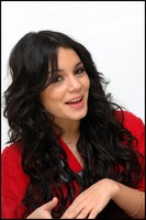 Vanessa Hudgens Sweatshirt #2290100
