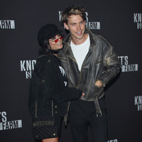 Vanessa Hudgens Sweatshirt #2769899
