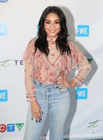 Vanessa Hudgens Sweatshirt #2816686