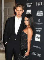 Vanessa Hudgens Sweatshirt #2925623