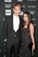 Vanessa Hudgens Sweatshirt #2925660