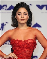 Vanessa Hudgens Sweatshirt #3036387