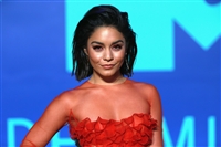 Vanessa Hudgens t-shirt #3036412