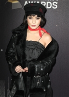 Vanessa Hudgens Sweatshirt #3036432