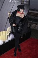 Vanessa Hudgens Sweatshirt #3036479