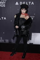 Vanessa Hudgens Sweatshirt #3036513