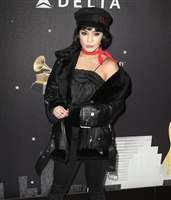Vanessa Hudgens Sweatshirt #3036525