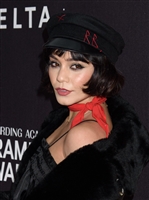Vanessa Hudgens Sweatshirt #3036535