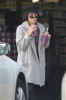 Vanessa Hudgens Sweatshirt #3036588