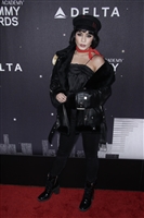 Vanessa Hudgens longsleeve t-shirt #3036592