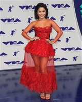 Vanessa Hudgens longsleeve t-shirt #3036668