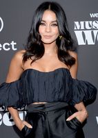 Vanessa Hudgens Sweatshirt #3871592