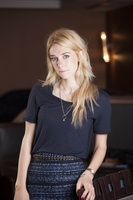 Vanessa Kirby hoodie #2316589