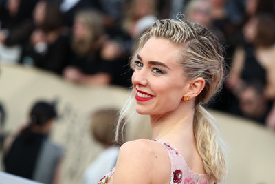 Vanessa Kirby Poster 2963969