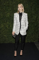 Vanessa Kirby Sweatshirt #3927185