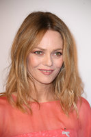 Vanessa Paradis mug #G1365048