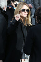 Vanessa Paradis Sweatshirt #3169369