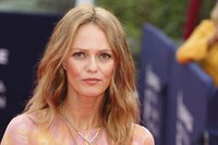 Vanessa Paradis t-shirt #3955866