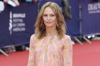 Vanessa Paradis t-shirt #3955883