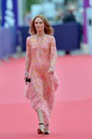Vanessa Paradis Sweatshirt #3955889