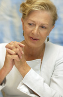 Vanessa Redgrave Tank Top #2386327