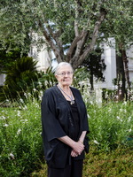 Vanessa Redgrave Sweatshirt #3655068