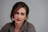 Vera Farmiga t-shirt #2446294