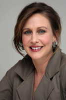 Vera Farmiga hoodie #2446304