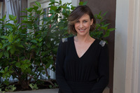 Vera Farmiga mug #G755500