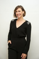 Vera Farmiga t-shirt #2474564