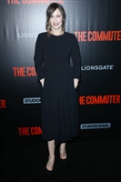 Vera Farmiga Sweatshirt #3032899