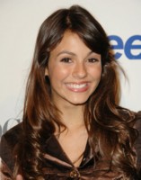 Victoria Justice hoodie #1512344