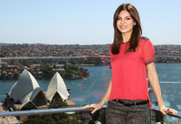 Victoria Justice t-shirt #2058049