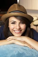 Victoria Justice Longsleeve T-shirt #2121146