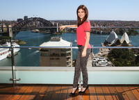 Victoria Justice Sweatshirt #2143480