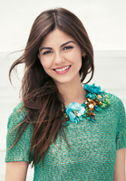 Victoria Justice Longsleeve T-shirt #2376155