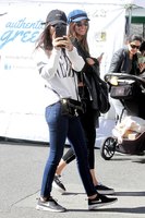 Victoria Justice t-shirt #3128581