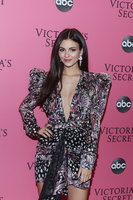 Victoria Justice t-shirt #3754842