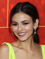 Victoria Justice Sweatshirt #3772796