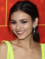Victoria Justice mug #G2390074