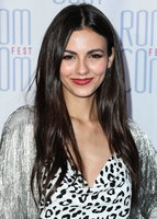 Victoria Justice t-shirt #3869863