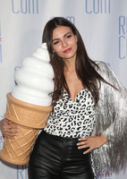 Victoria Justice mug #G2487121