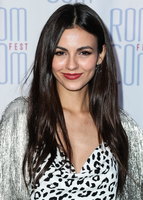 Victoria Justice mug #G2487215