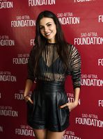 Victoria Justice Longsleeve T-shirt #3869998