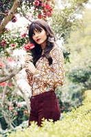 Victoria Justice Sweatshirt #3876079