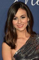 Victoria Justice longsleeve t-shirt #3946001