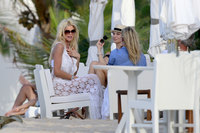 Victoria Silvstedt t-shirt #3013780