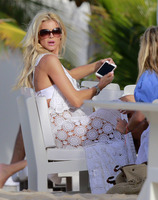 Victoria Silvstedt Sweatshirt #3013796