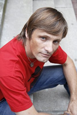 Viggo Mortensen posters